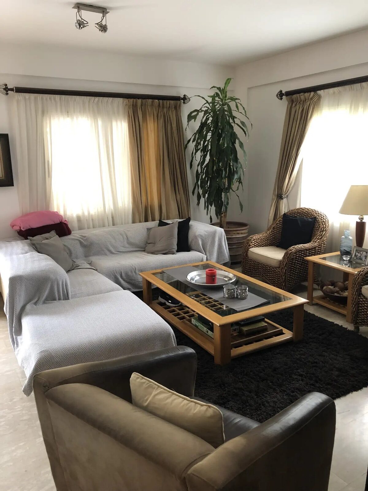 Вілла з 4 спальнями в agios-athanasios, Кіпр [ID: 0602-248936]