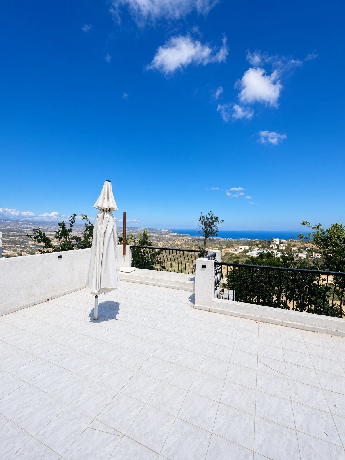 Apartament z 3 sypialniami, 110.00m² w pissouri, Cypr [ID: 0602-249093]