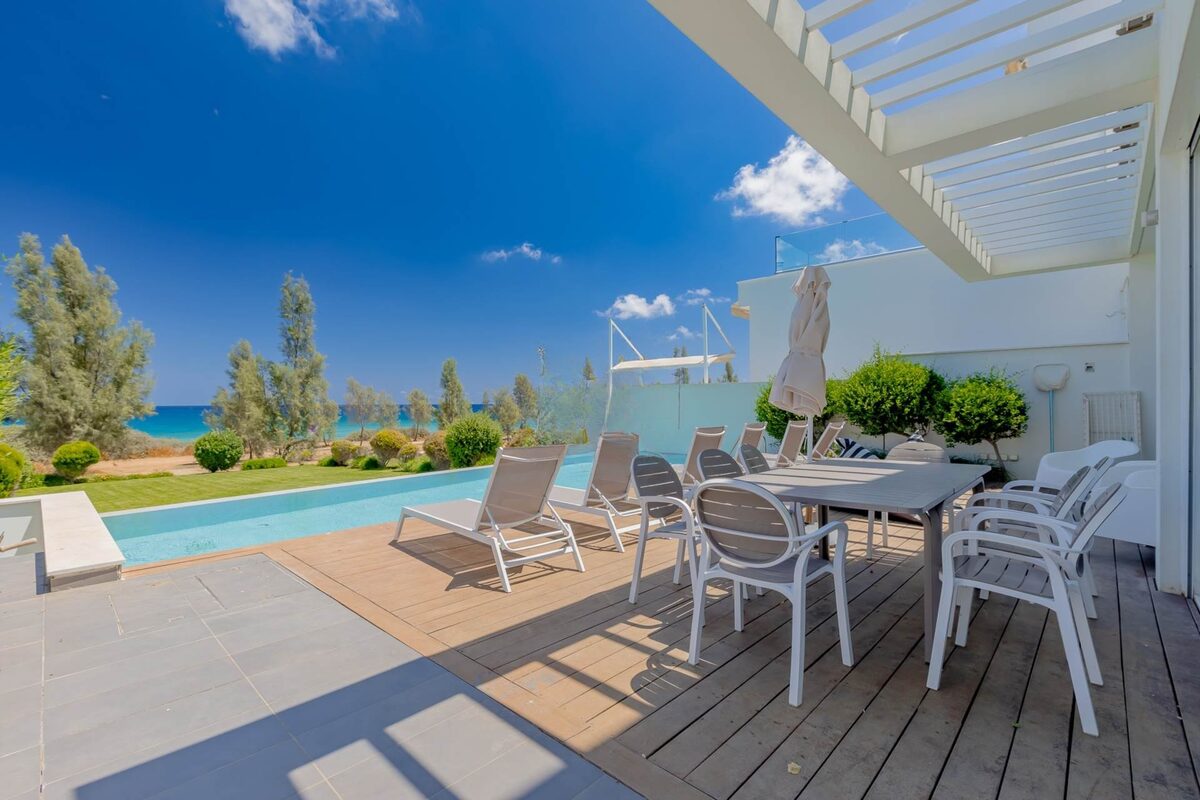 Villa with 4 bedrooms in agia-triada, Cyprus [ID: 0602-249102]