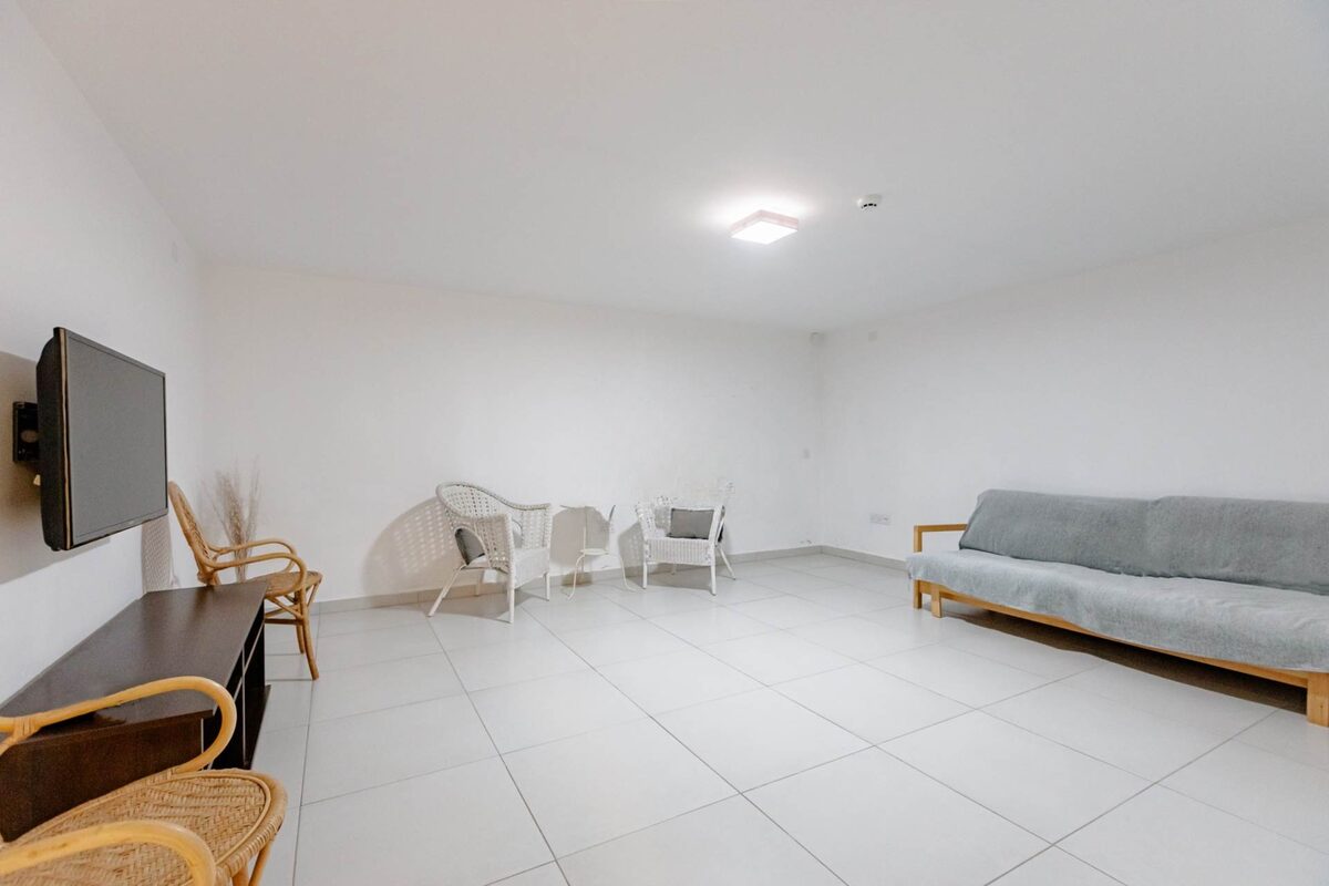 Villa with 4 bedrooms in agia-triada, Cyprus [ID: 0602-249102]