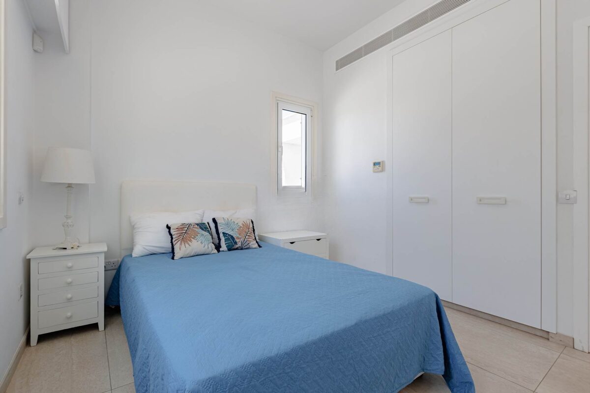 Villa with 4 bedrooms in agia-triada, Cyprus [ID: 0602-249102]