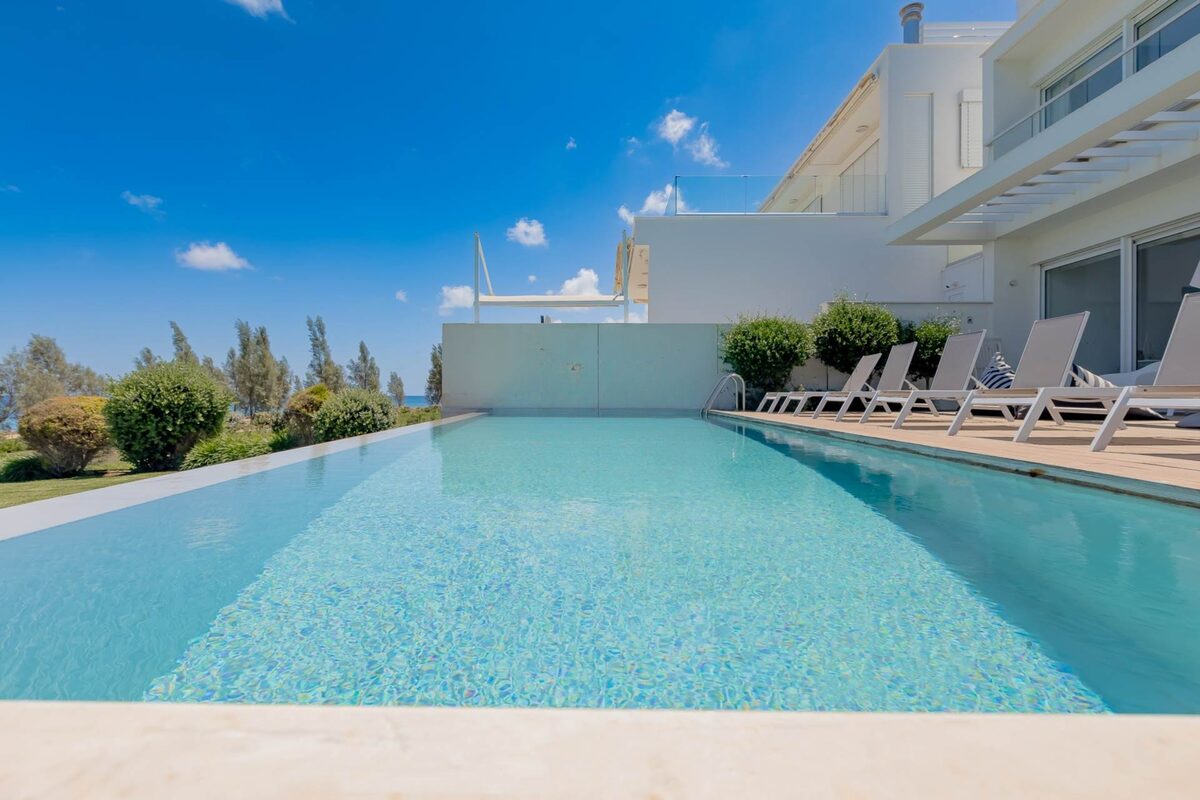 Villa with 4 bedrooms in agia-triada, Cyprus [ID: 0602-249102]