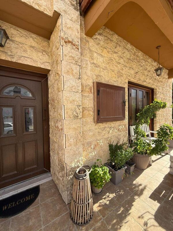 rentable-property w aradippou, Cypr, 256.00m² - obraz 3