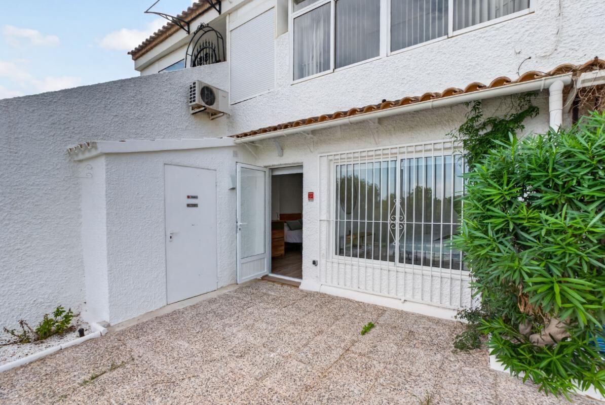 Bungalow z 2 sypialniami, 83m² w orihuela, Hiszpania [ID: 0152-637801]