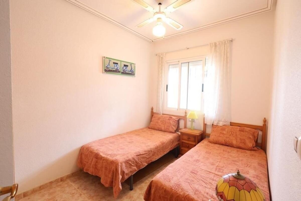houses z 2 sypialniami, 55m² w orihuela, Hiszpania [ID: 0152-637445]