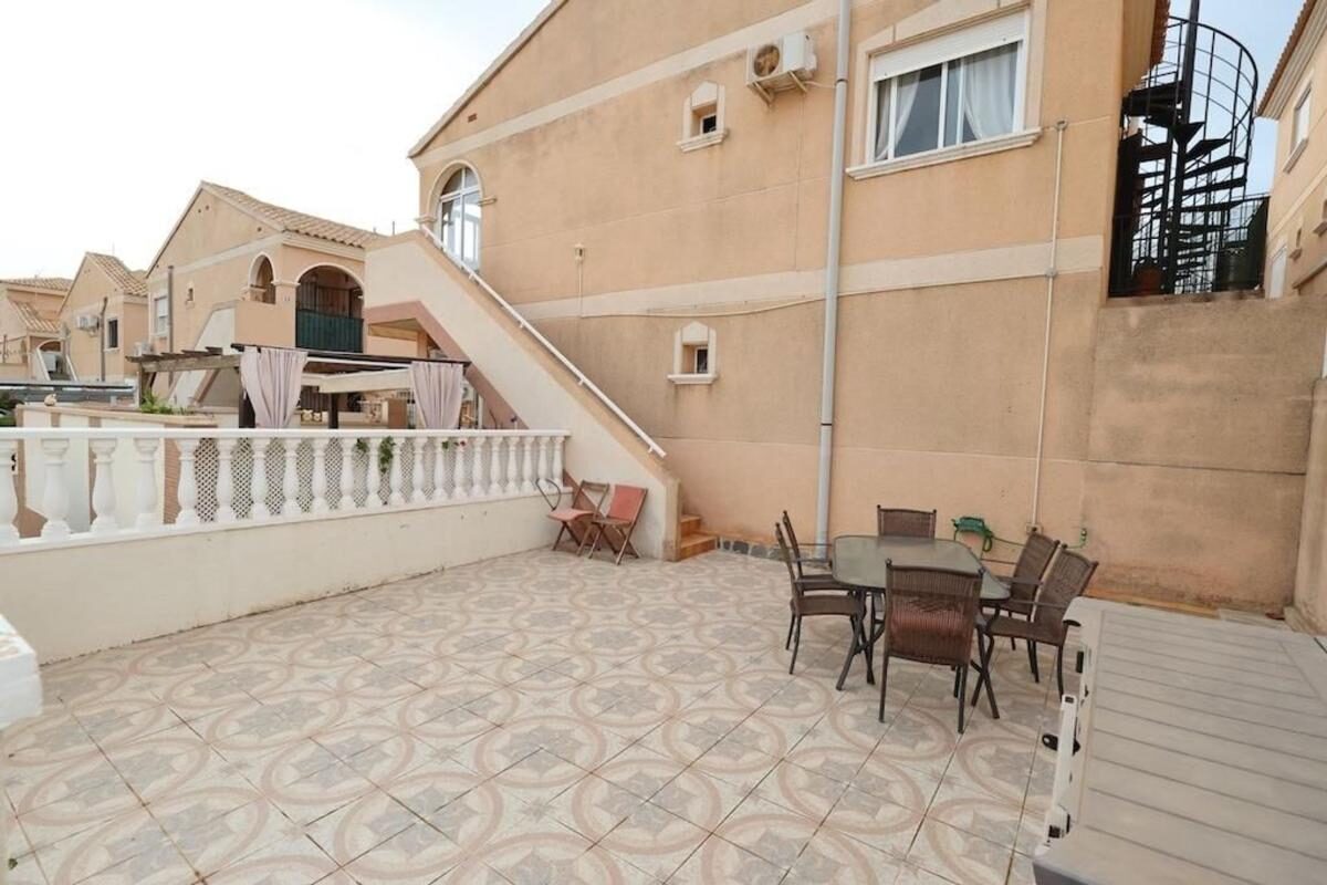 houses z 2 sypialniami, 55m² w orihuela, Hiszpania [ID: 0152-637445]