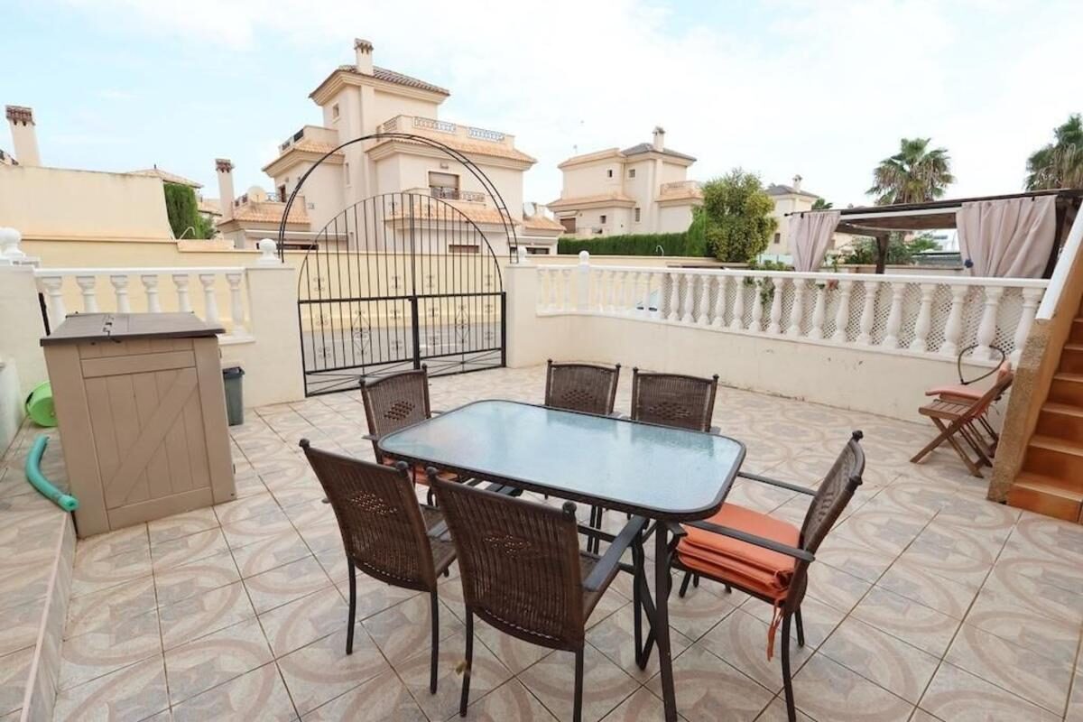 houses z 2 sypialniami, 55m² w orihuela, Hiszpania [ID: 0152-637445]