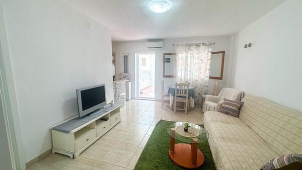 Apartments in Orihuela, Spain, 52m² - image 4