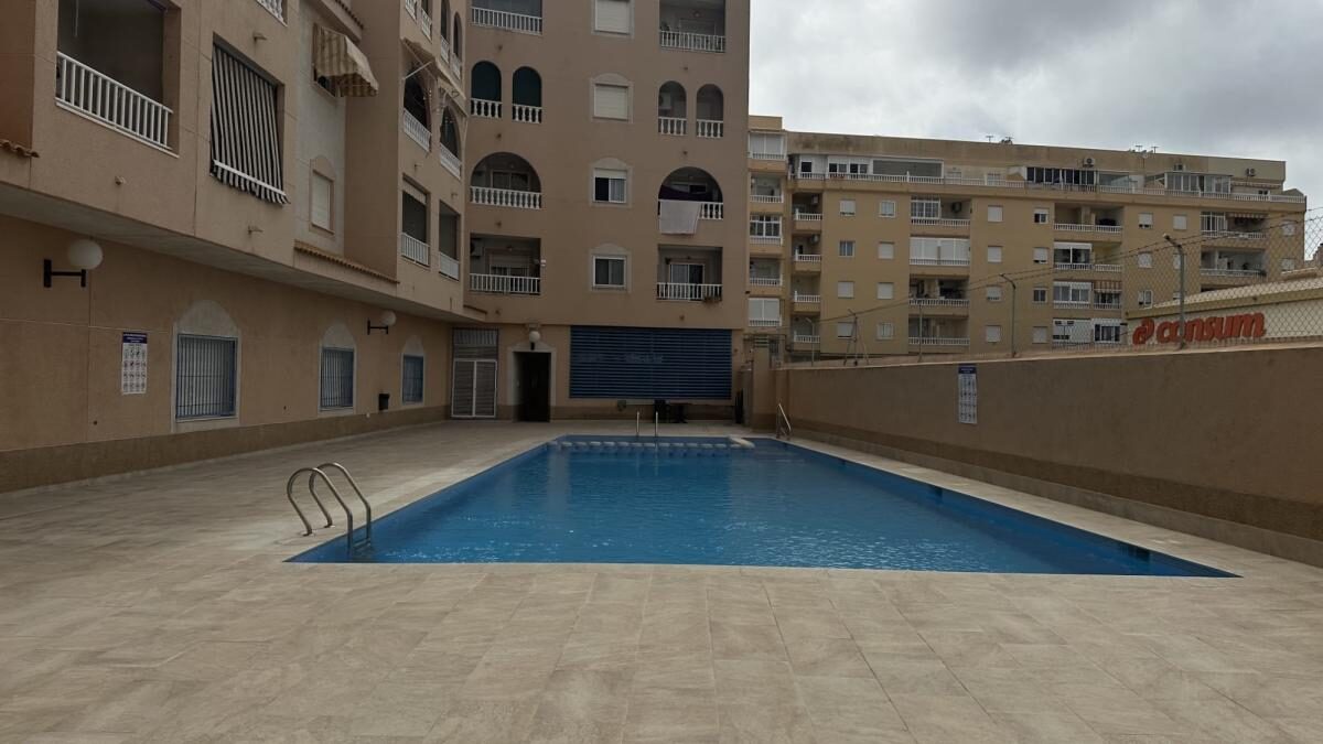 Апартаменти з 1 спальнею, 70м² в Торрев'єха, Іспанія [ID: 0152-637025]