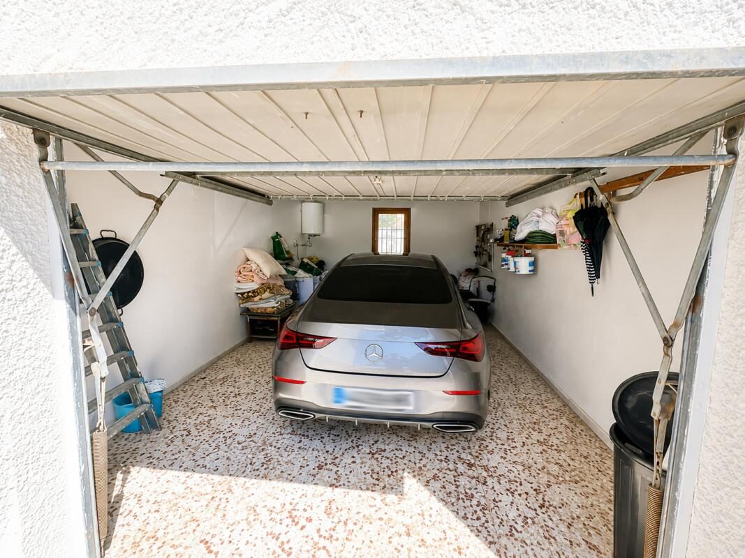 Willa z 5 sypialniami, 200m² w Torrevieja, Hiszpania [ID: 0152-635686]