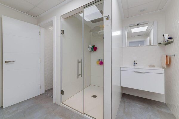Willa w Torrevieja, Hiszpania, 461m² - obraz 28
