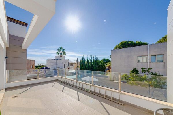 Willa w Torrevieja, Hiszpania, 461m² - obraz 30