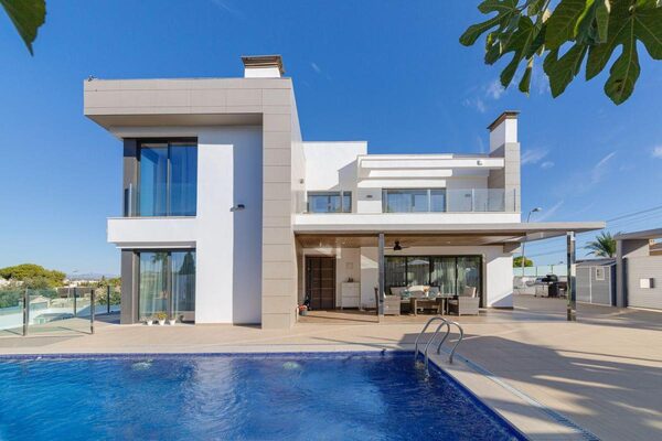 Willa w Torrevieja, Hiszpania, 461m² - obraz 2