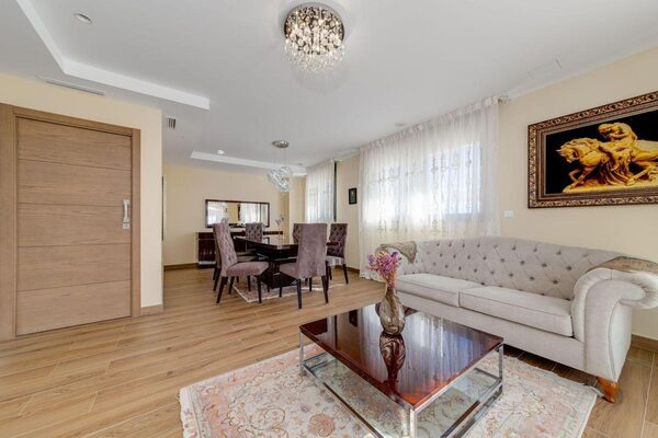 Willa w Torrevieja, Hiszpania, 461m² - obraz 9