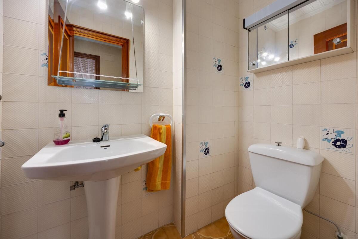 Apartamenty z 3 sypialniami, 100m² w Torrevieja, Hiszpania [ID: 0152-635676]