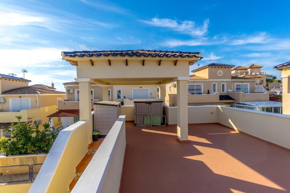houses z 3 sypialniami, 105m² w orihuela, Hiszpania [ID: 0152-635674]