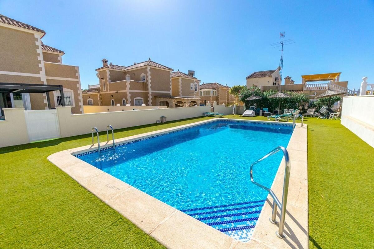 houses z 3 sypialniami, 105m² w orihuela, Hiszpania [ID: 0152-635674]