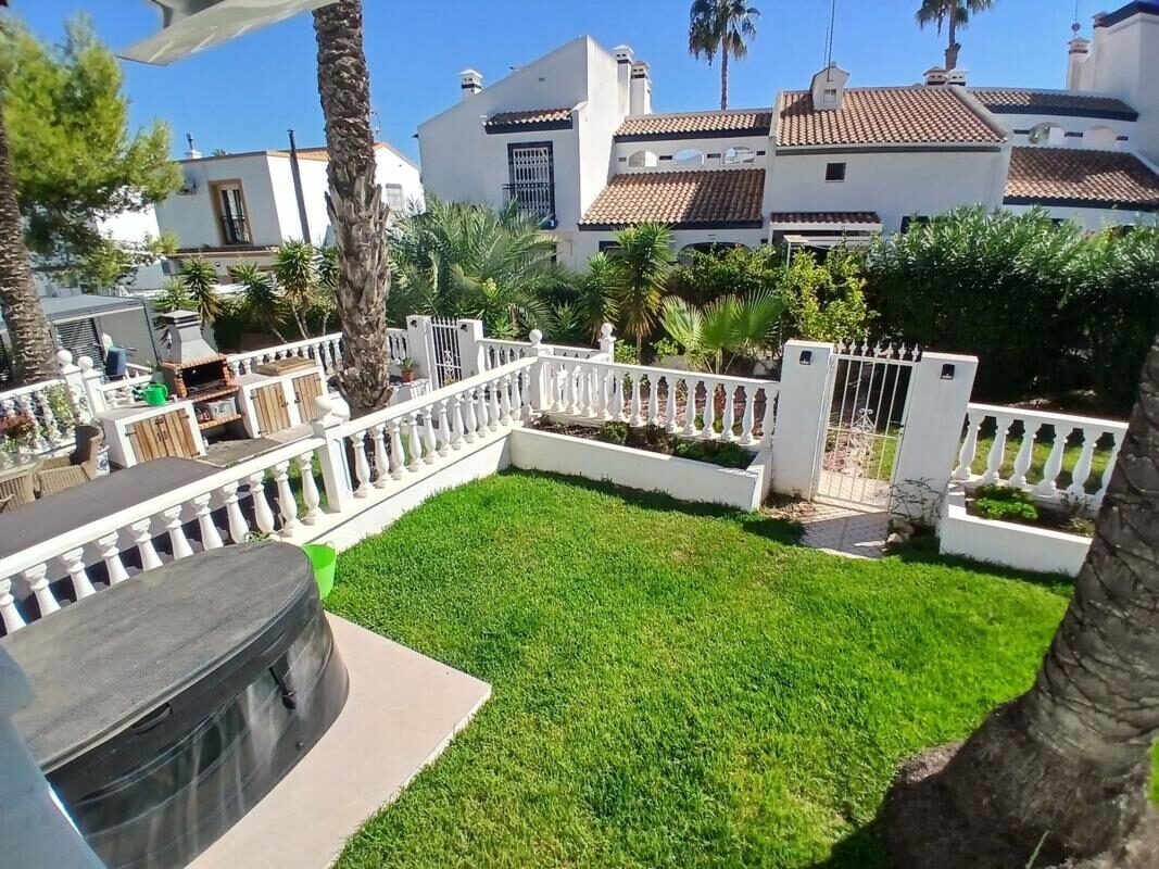 houses z 2 sypialniami, 79m² w orihuela, Hiszpania [ID: 0152-632995]