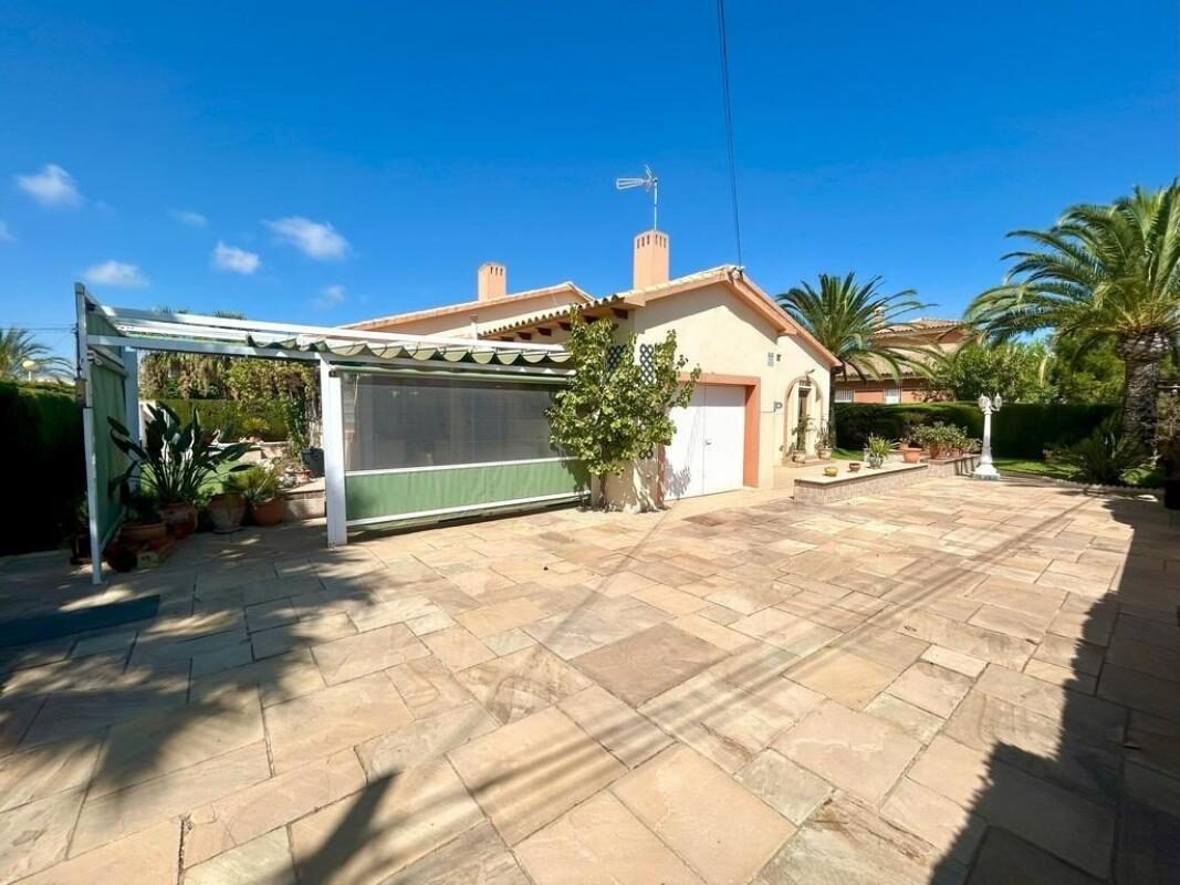 Willa z 3 sypialniami, 141m² w orihuela, Hiszpania [ID: 0152-619010]