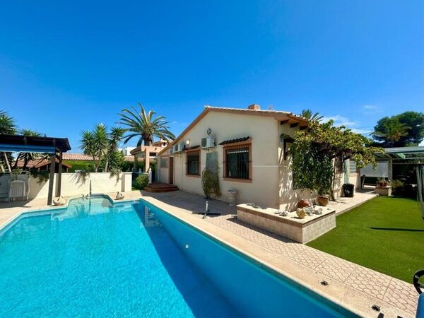 Willa w orihuela, Hiszpania, 141m²