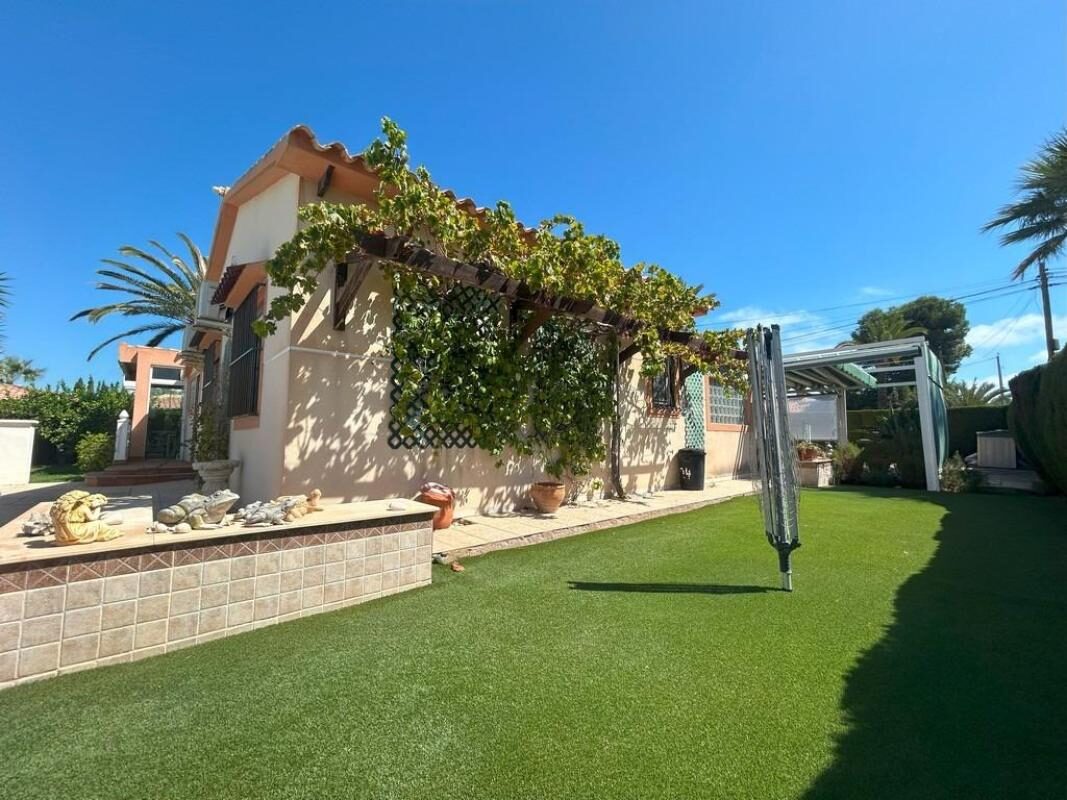 Willa z 3 sypialniami, 141m² w orihuela, Hiszpania [ID: 0152-619010]