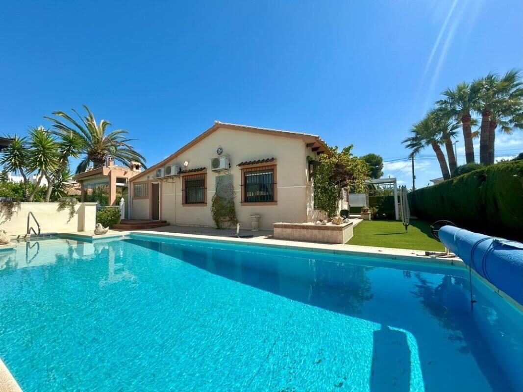 Willa z 3 sypialniami, 141m² w orihuela, Hiszpania [ID: 0152-619010]