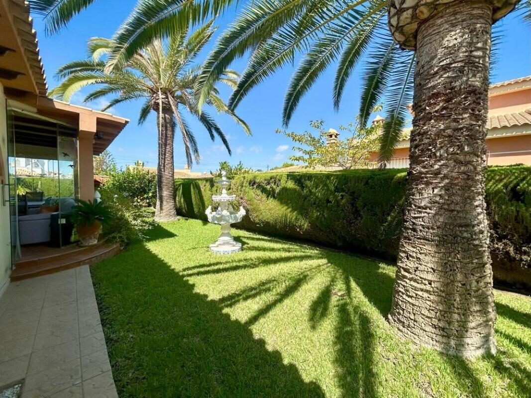 Willa z 3 sypialniami, 141m² w orihuela, Hiszpania [ID: 0152-619010]