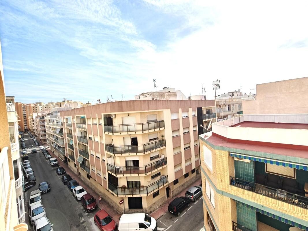 Apartamenty z 2 sypialniami, 74m² w Torrevieja, Hiszpania [ID: 0152-605722]