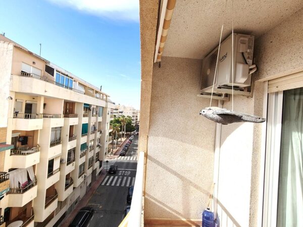 Apartamenty w Torrevieja, Hiszpania, 74m² - obraz 3