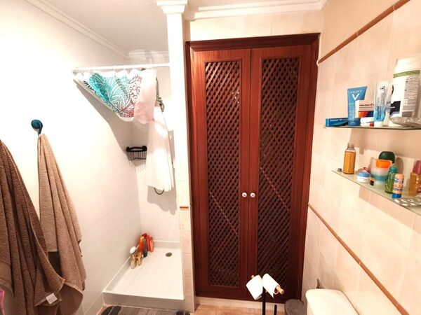 Apartamenty w Torrevieja, Hiszpania, 74m² - obraz 15