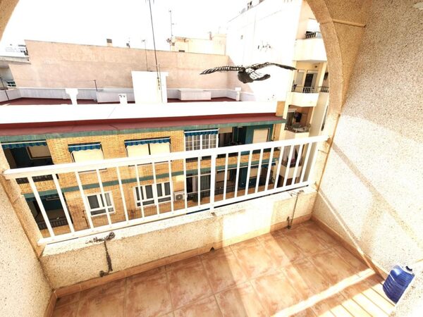 Apartamenty w Torrevieja, Hiszpania, 74m² - obraz 2