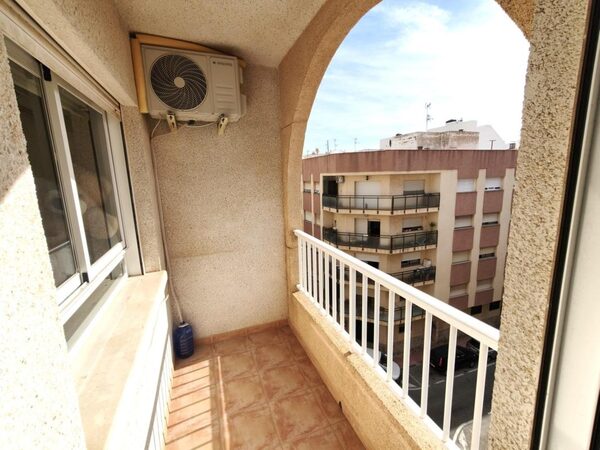 Apartamenty w Torrevieja, Hiszpania, 74m² - obraz 5