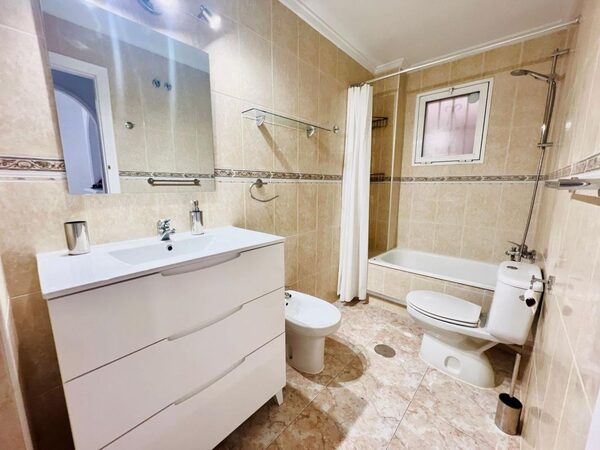 Apartamenty w Torrevieja, Hiszpania, 60m² - obraz 5