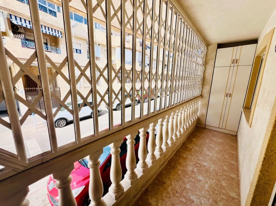 Апартаменти з 2 спальнями, 60м² в Торрев'єха, Іспанія [ID: 0152-596597]