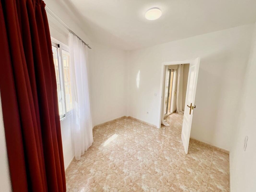 Апартаменти з 2 спальнями, 60м² в Торрев'єха, Іспанія [ID: 0152-596597]