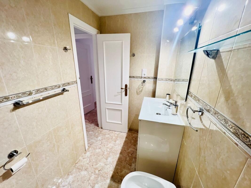 Апартаменти з 2 спальнями, 60м² в Торрев'єха, Іспанія [ID: 0152-596597]