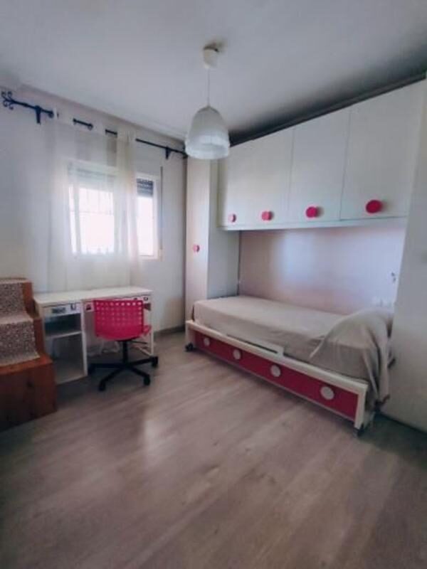 houses z 6 sypialniami, 350m² w Torrevieja, Hiszpania [ID: 0152-588218]