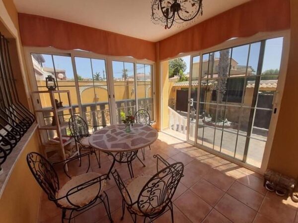 houses w Torrevieja, Hiszpania, 350m² - obraz 27