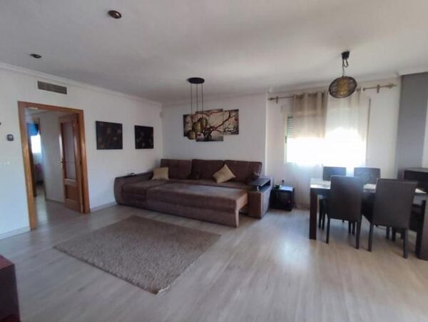 houses w Torrevieja, Hiszpania, 350m² - obraz 26