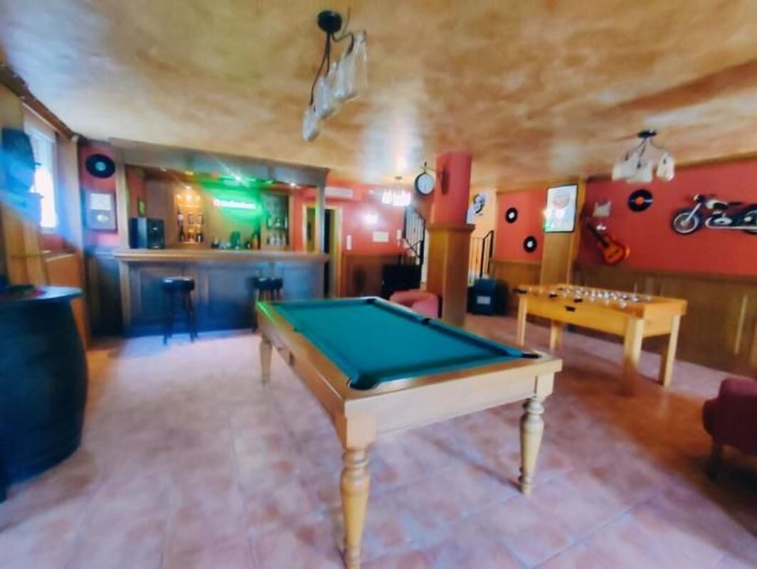 houses z 6 sypialniami, 350m² w Torrevieja, Hiszpania [ID: 0152-588218]