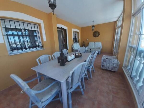 houses w Torrevieja, Hiszpania, 350m² - obraz 21