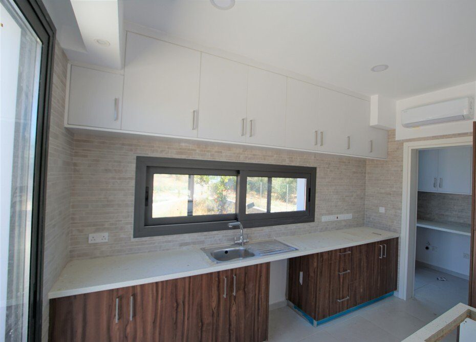 Willa z 3 sypialniami, 153.00m² w Trachoni, Cypr [ID: 0602-4893]