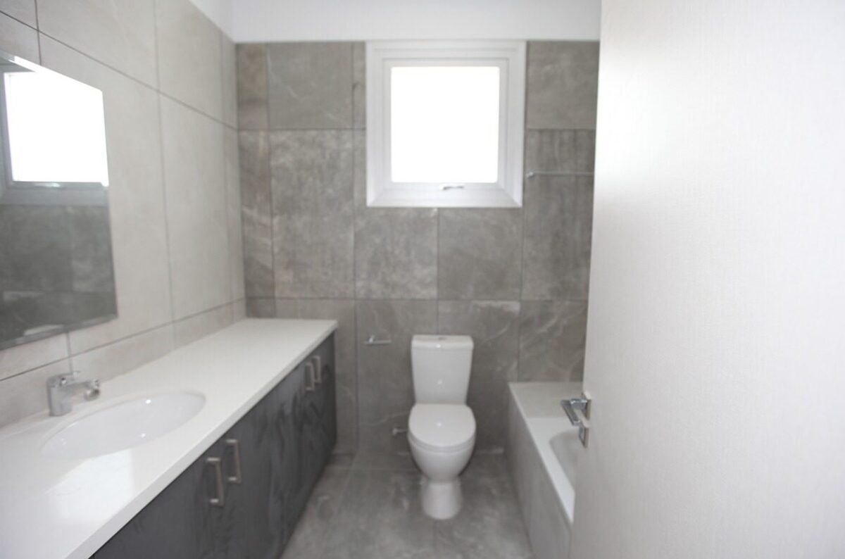 Willa z 4 sypialniami, 176.00m² w strovolos, Cypr [ID: 0602-7453]