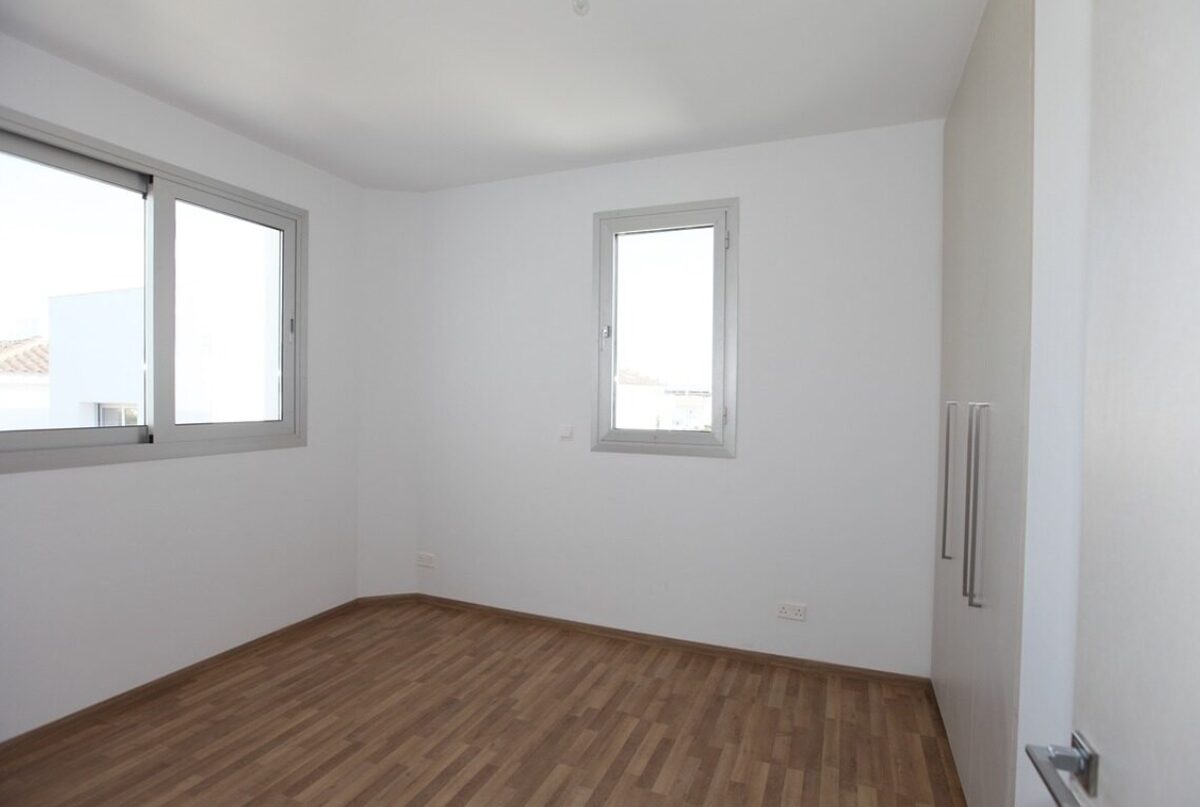 Willa z 4 sypialniami, 176.00m² w strovolos, Cypr [ID: 0602-7453]