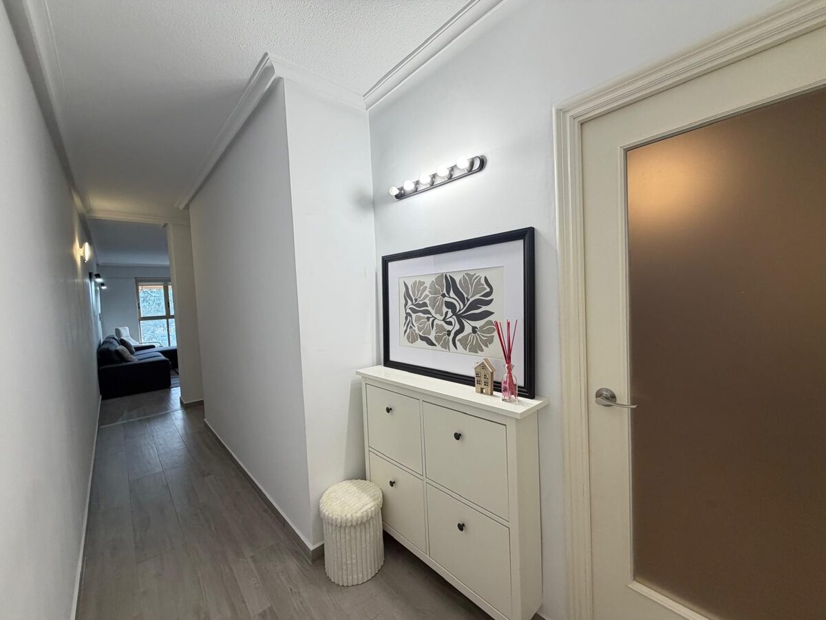 Апартаменти з 3 спальнями, 100м² в Торрев'єха, Іспанія [ID: 0150-LS-0710]