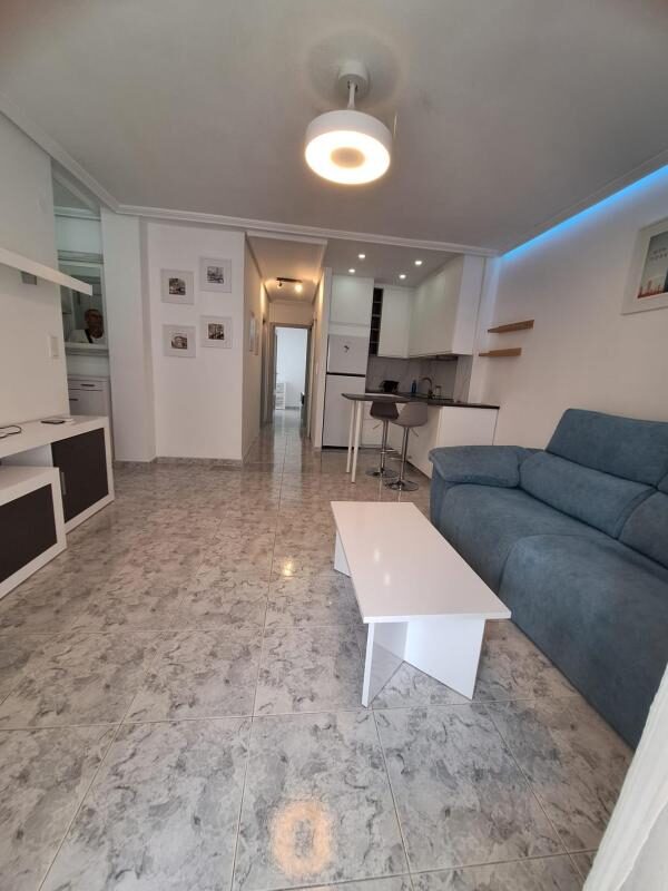 Апартаменти з 1 спальнею, 60м² в Торрев'єха, Іспанія [ID: 0152-638610]