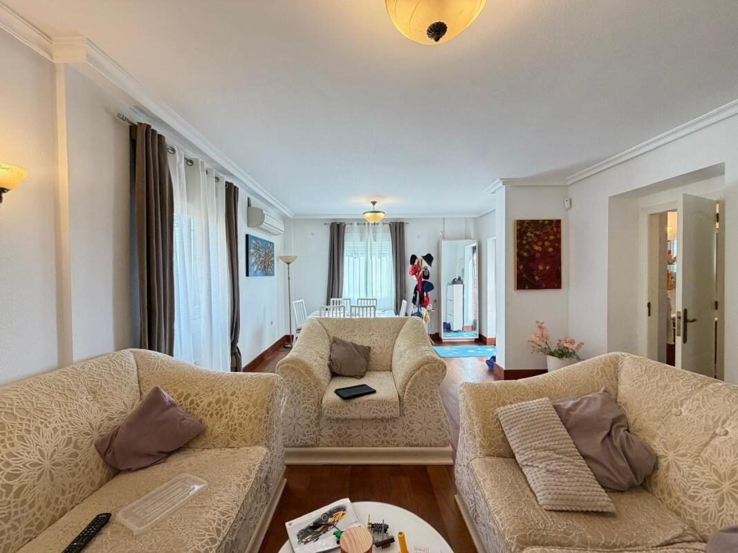 Вілла з 4 спальнями, 133м² в Оріуела, Іспанія [ID: 0152-637028]