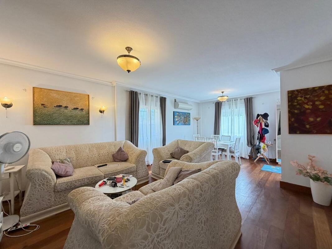 Вілла з 4 спальнями, 133м² в Оріуела, Іспанія [ID: 0152-637028]