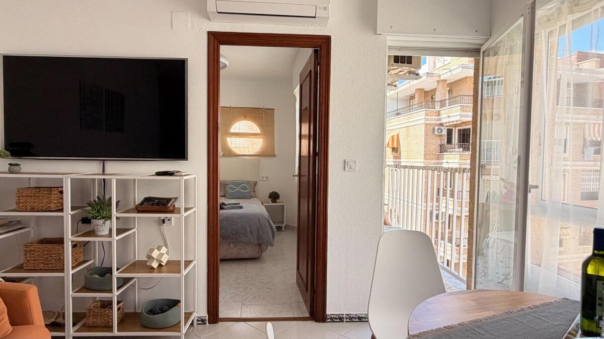 Апартаменти з 1 спальнею, 42м² в Торрев'єха, Іспанія [ID: 0152-635699]