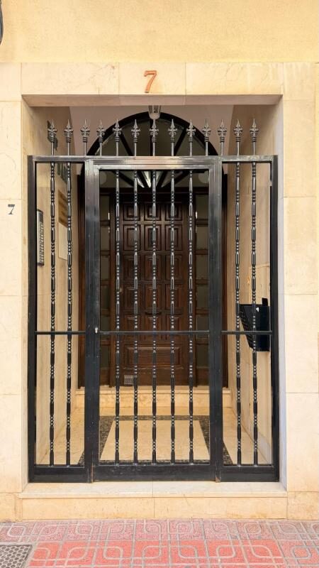 Апартаменти з 1 спальнею, 42м² в Торрев'єха, Іспанія [ID: 0152-635699]